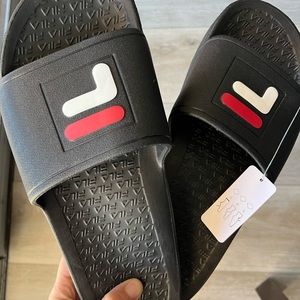 Men’s Fila Slides size 12